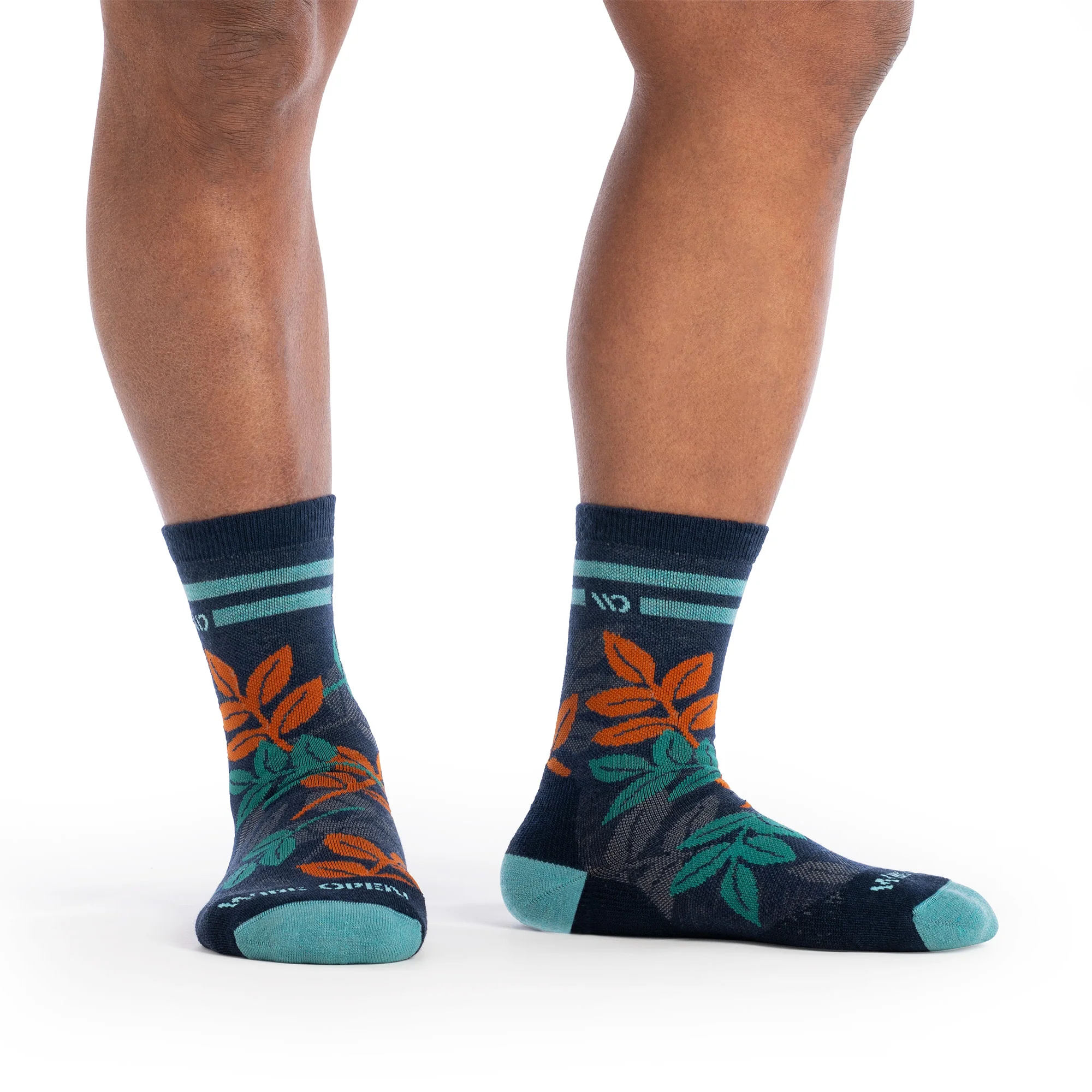 Men's Island Time Cushioned Crew Socks - Image 8