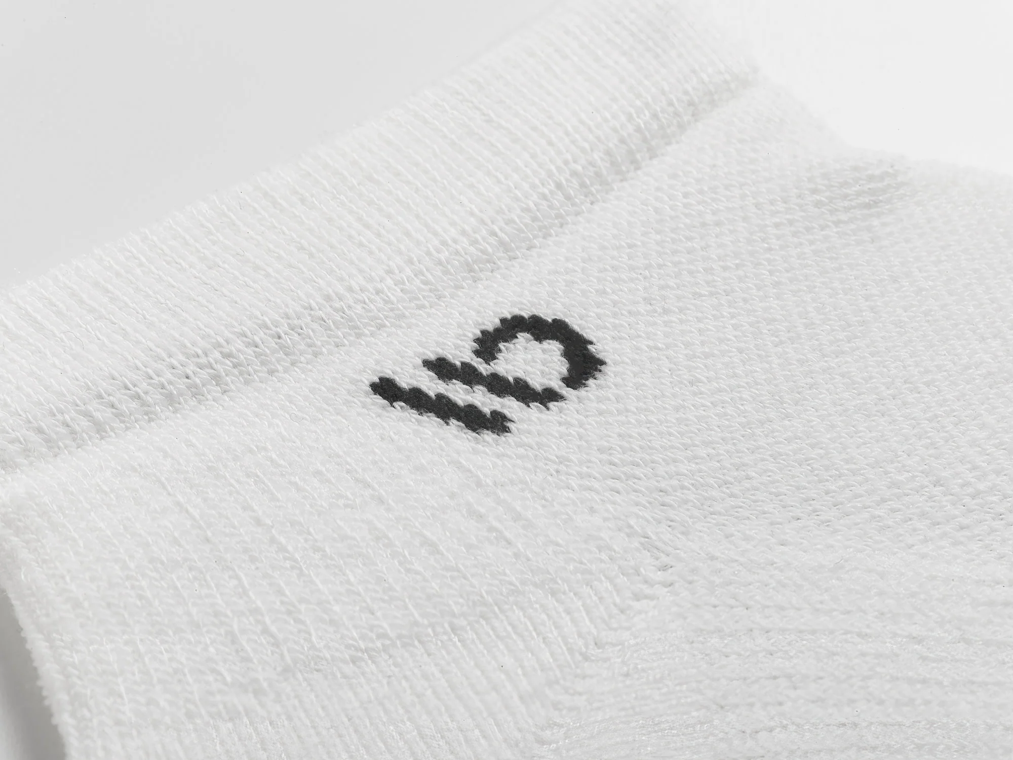 Men's Solid Cushioned Ankle Socks - Image 11