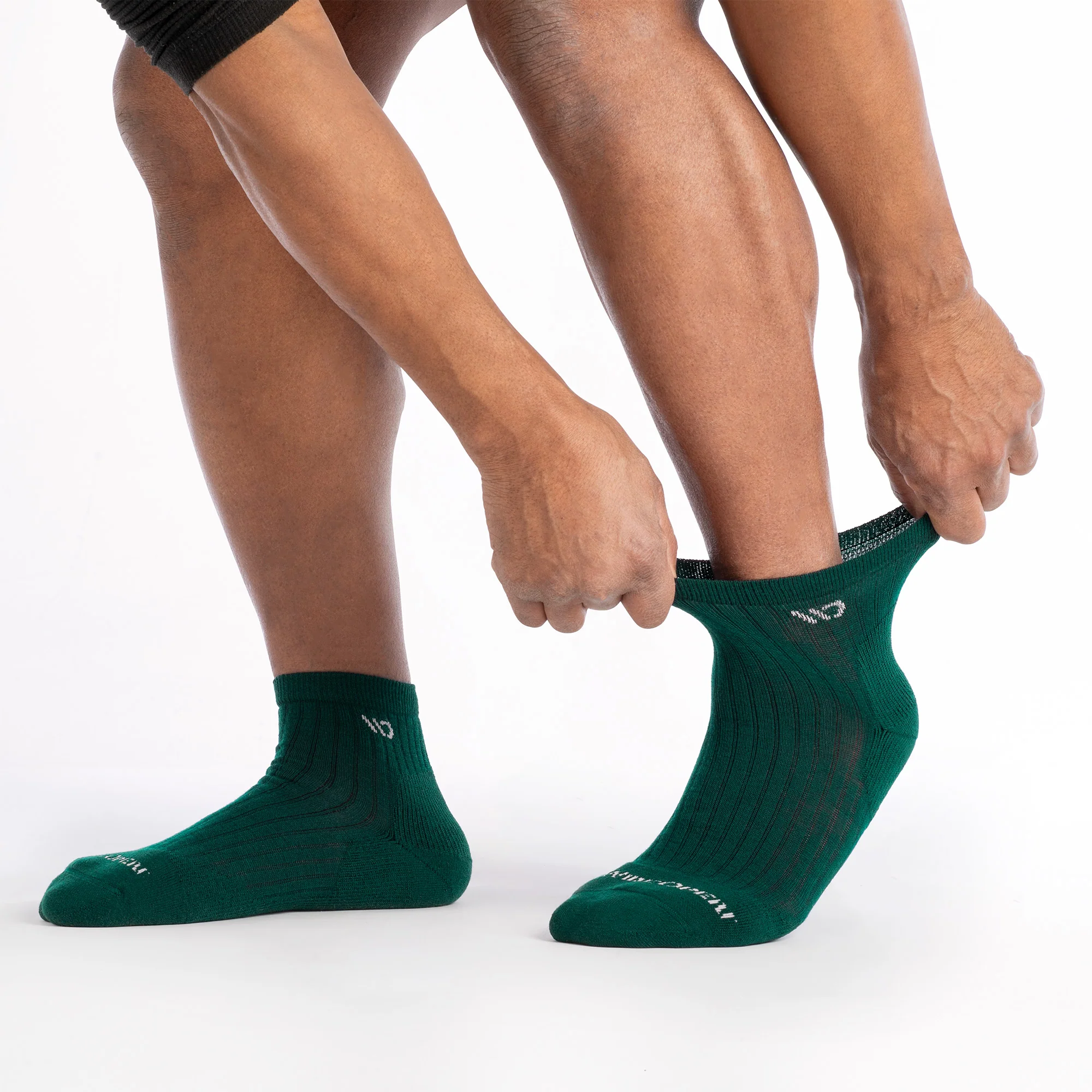 Men's Solid Cushioned Quarter Socks - Image 3