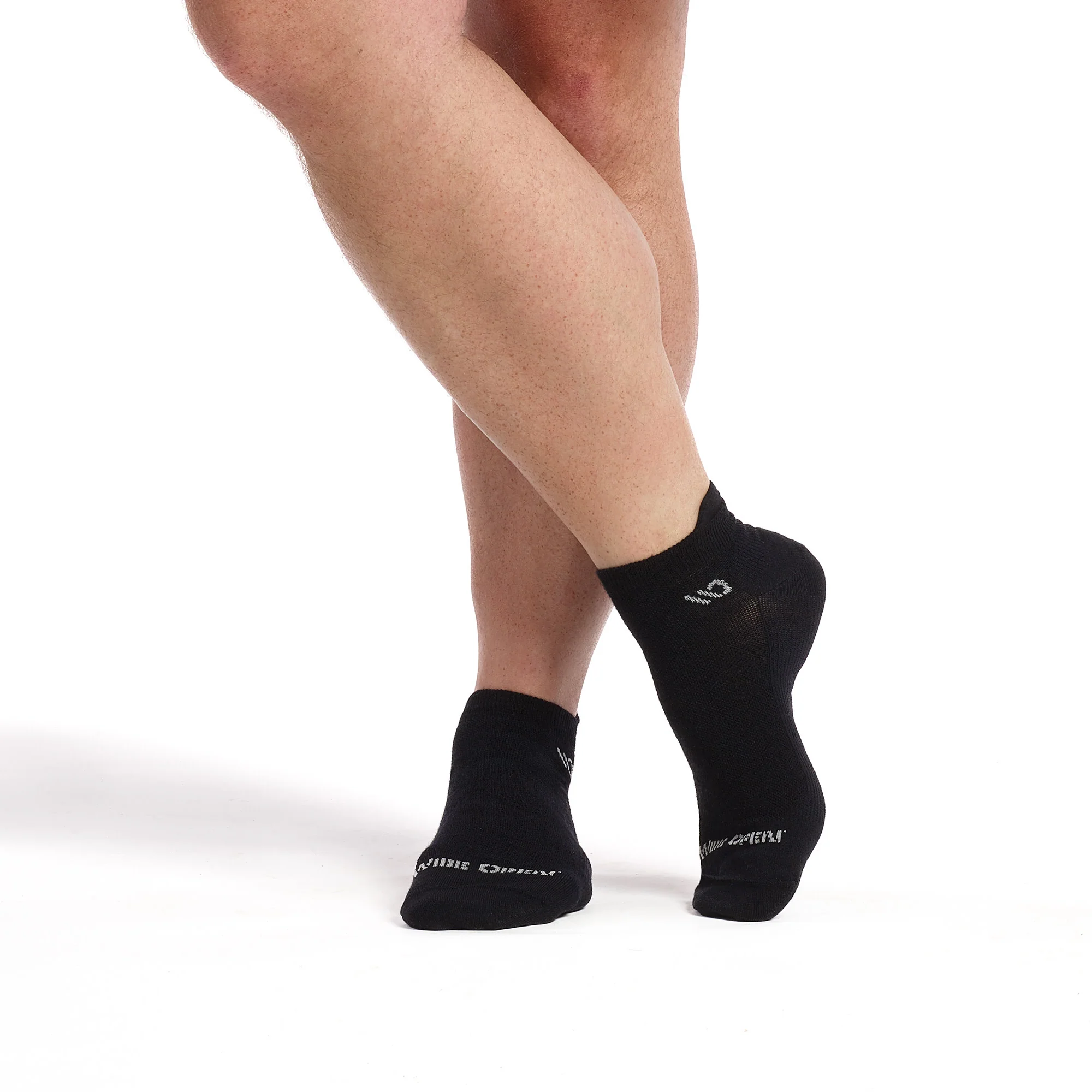 Men's Solid Lightweight Ankle Socks - Image 8