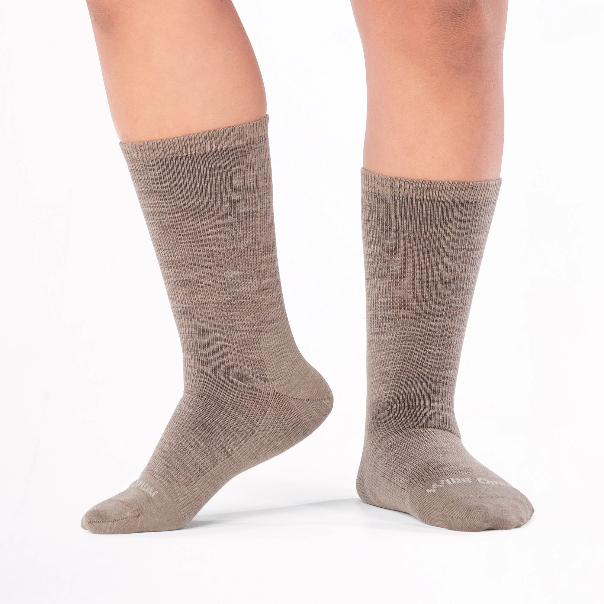 Men's Solid Lightweight Crew Socks - Image 8