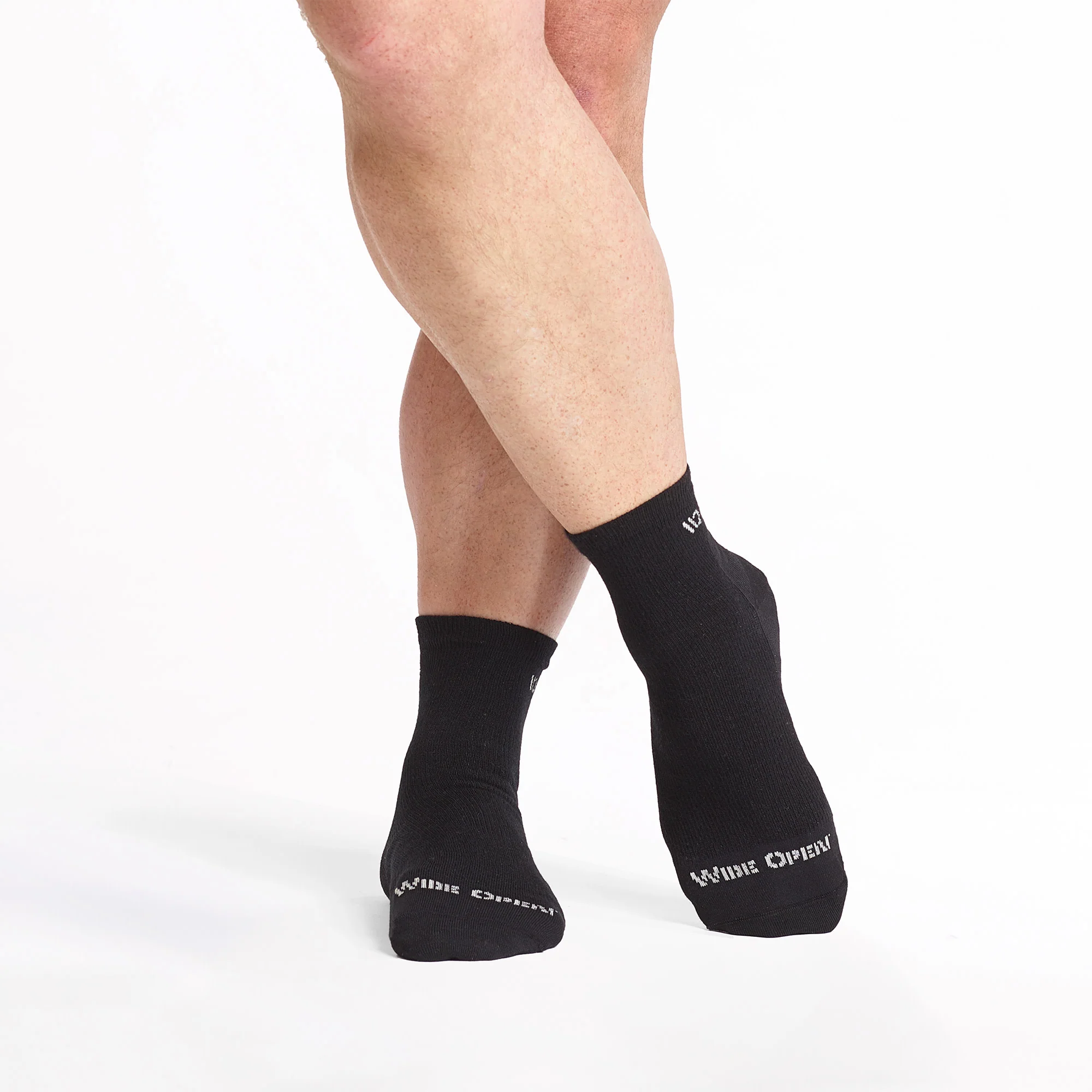 Men's Solid Lightweight Quarter Socks - Image 12