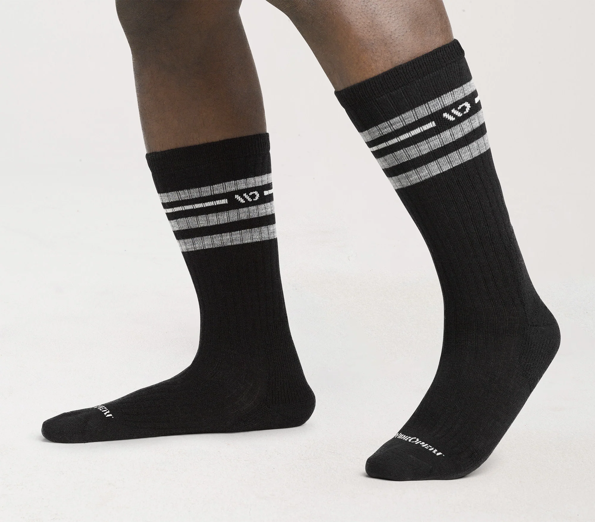 Men's Vintage Stripe Cushioned Crew Socks - Image 8