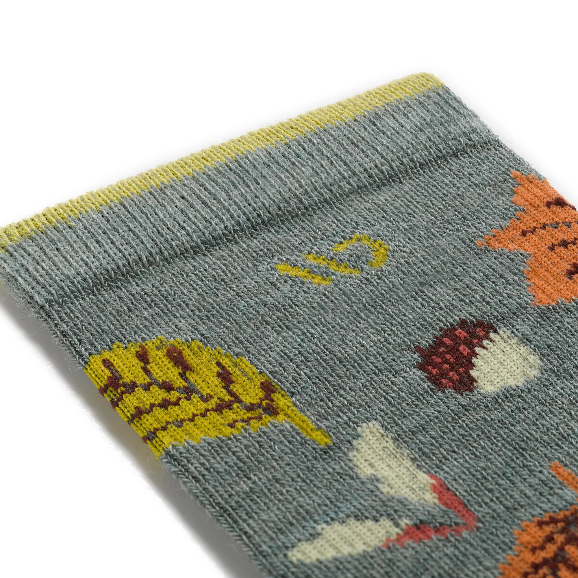 Women's Fall In Love Cushioned Crew Socks - Image 5