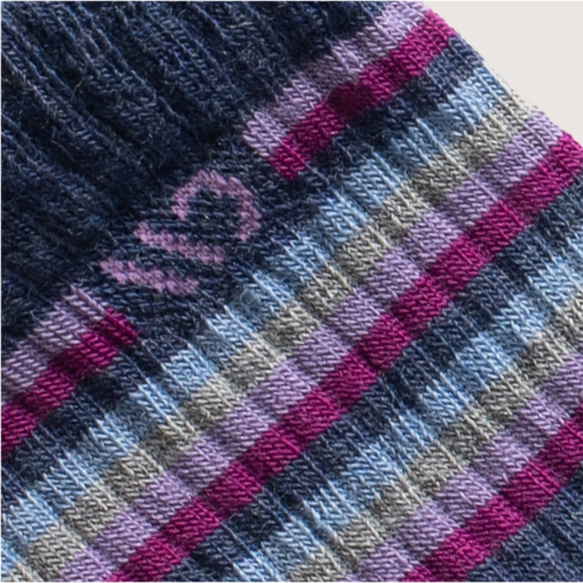 Women's Multi Stripe Cushioned Micro Crew Socks - Image 23