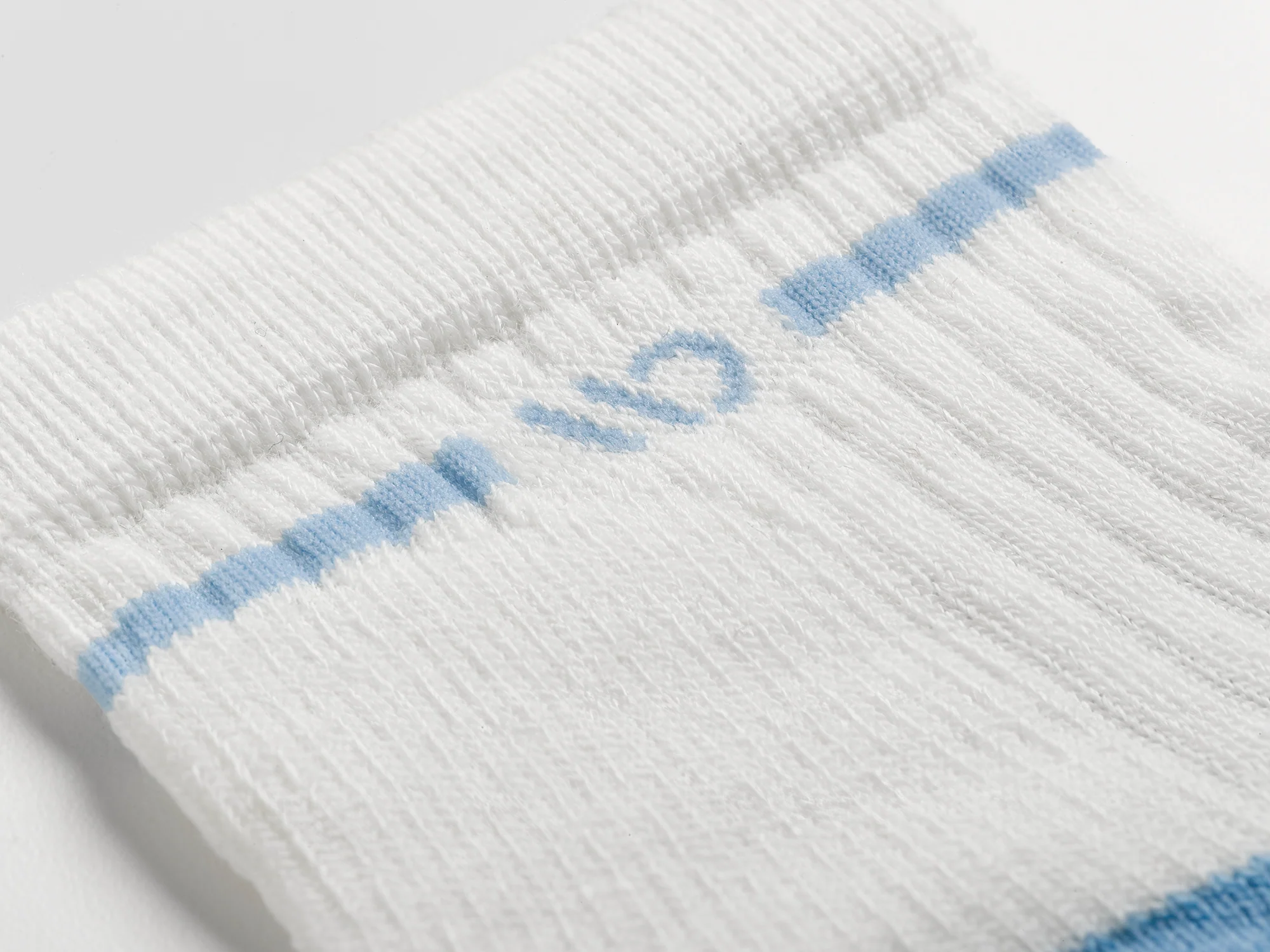 Women's Single Stripe Cushioned Quarter Socks - Image 11