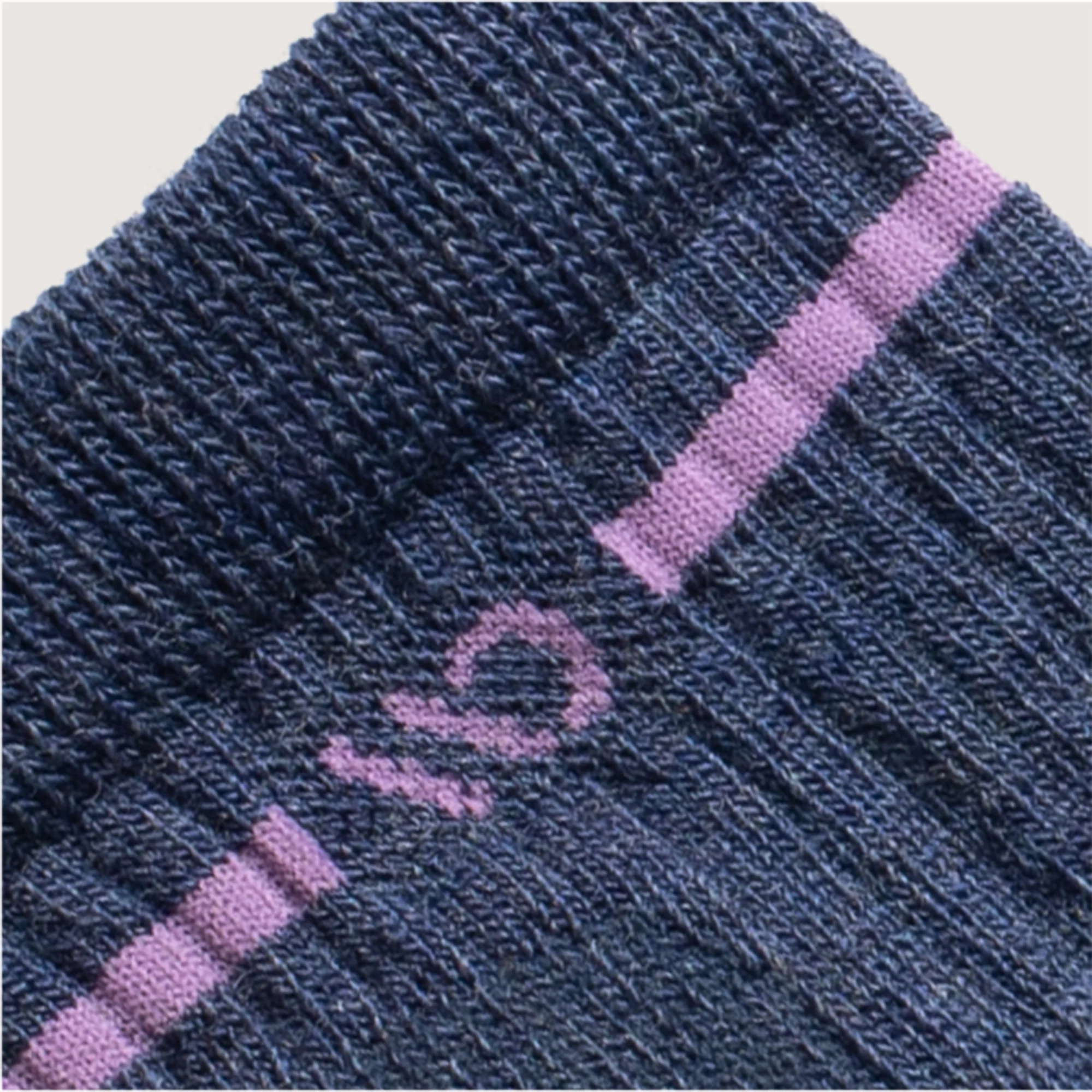 Women's Single Stripe Cushioned Quarter Socks - Image 22
