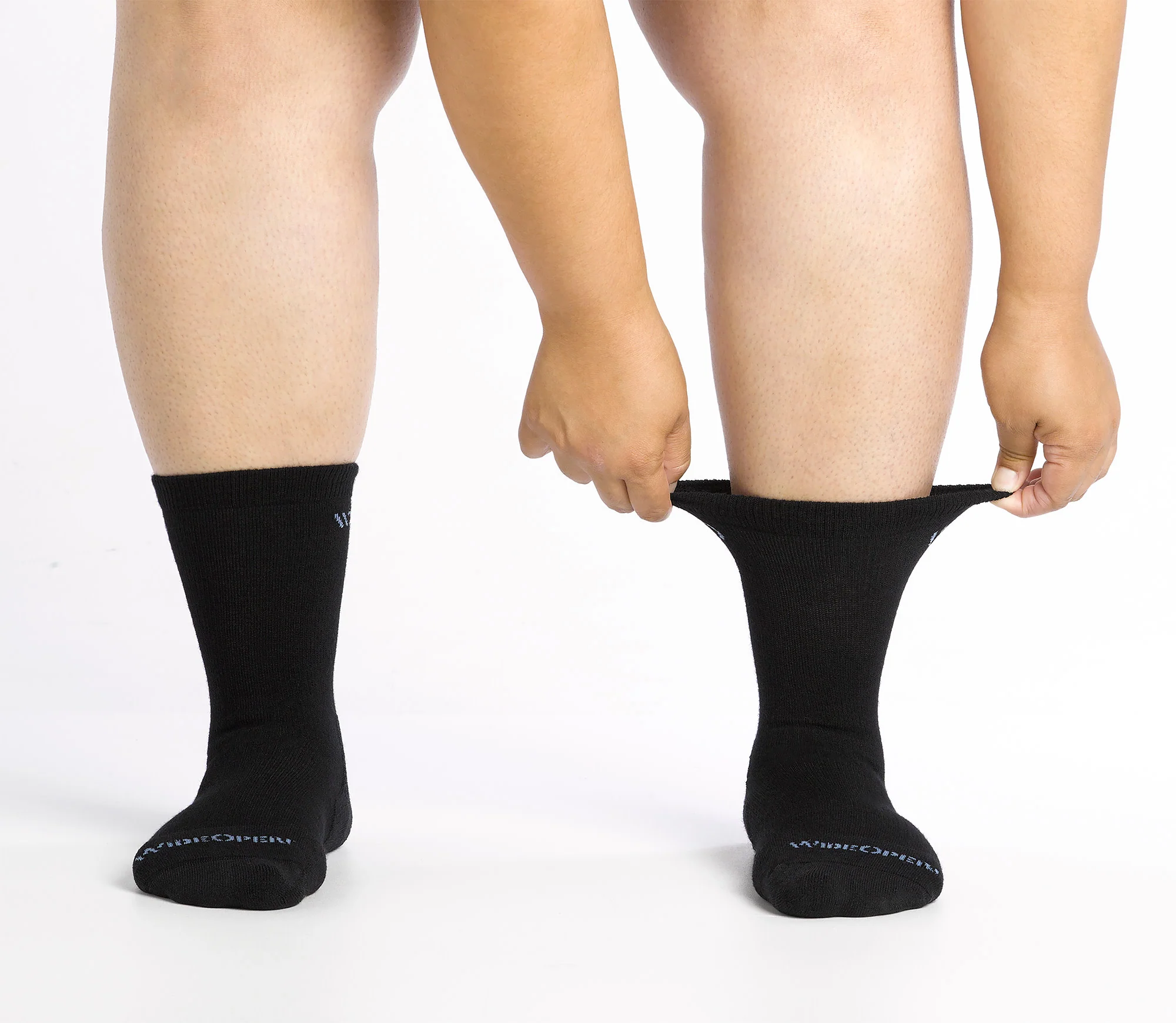 Women's Solid Cushioned Crew Socks - Image 19