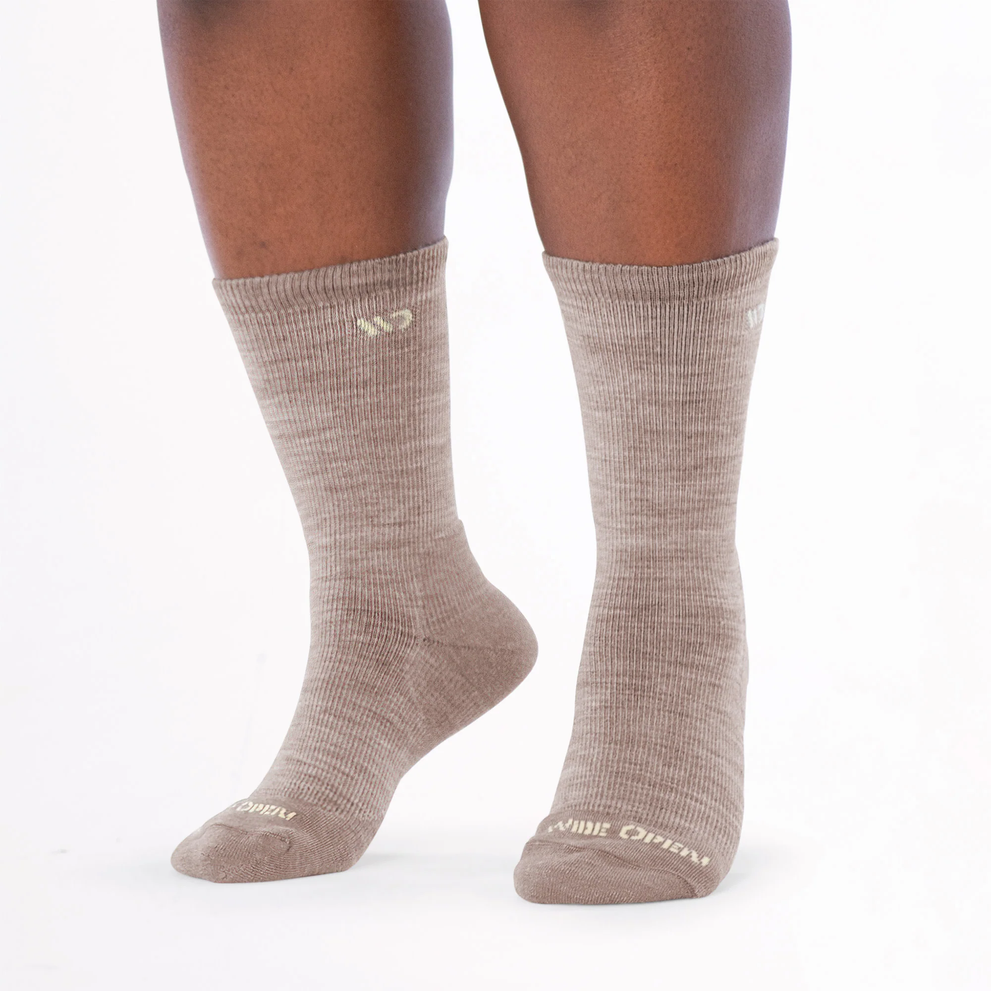 Women's Solid Cushioned Crew Socks - Image 36